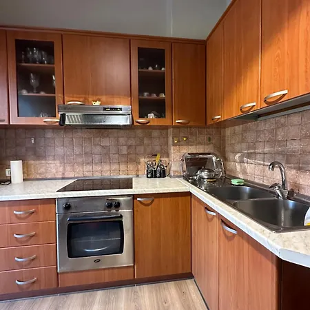 Kelly's Cozy Hideaway - *