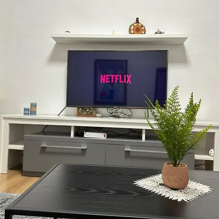 Kelly's Cozy Hideaway - *