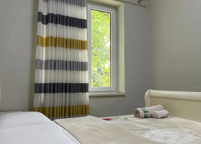 Kelly's Cozy Hideaway - * Tirana